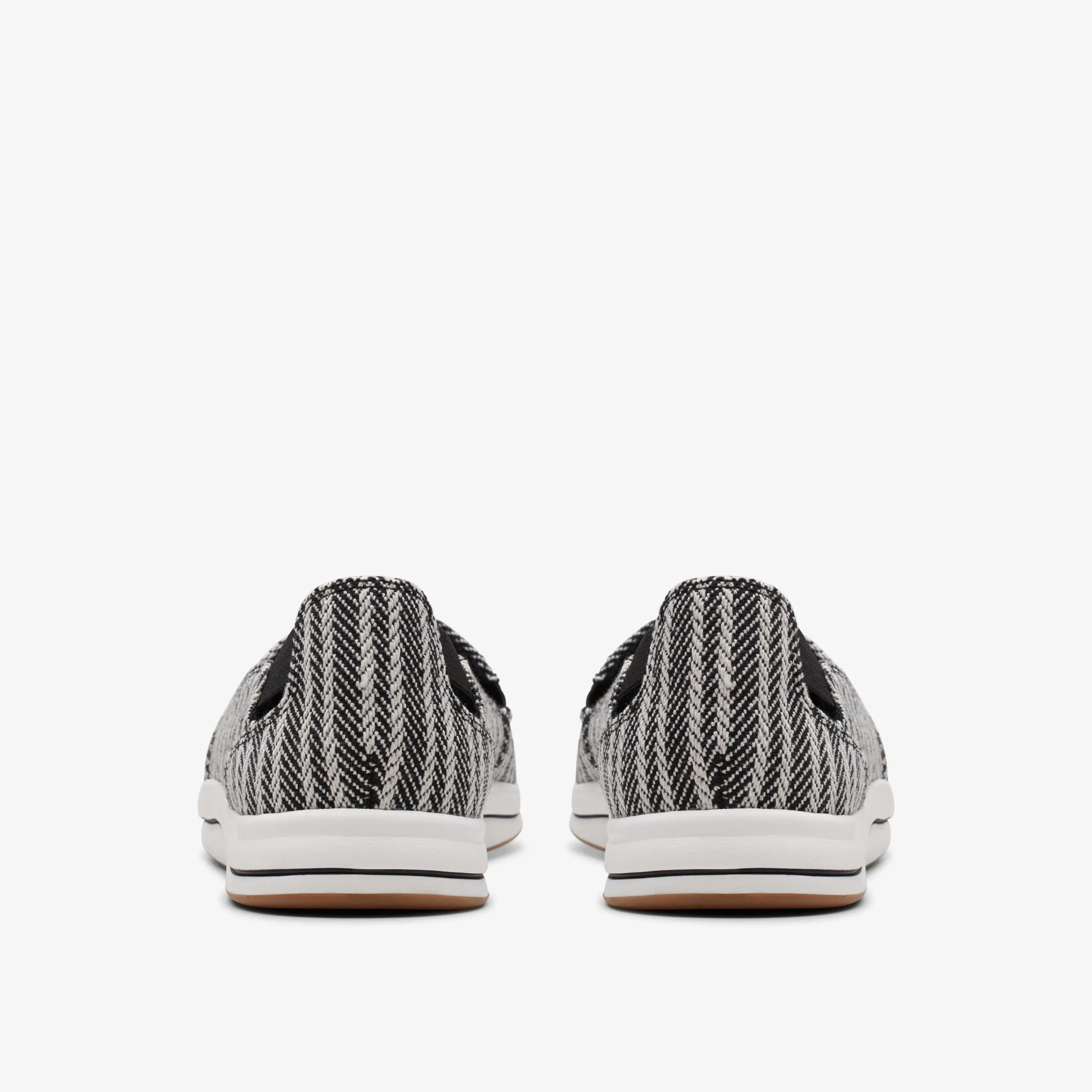 Discount Breeze Step II Women Flats|Slip-Ons